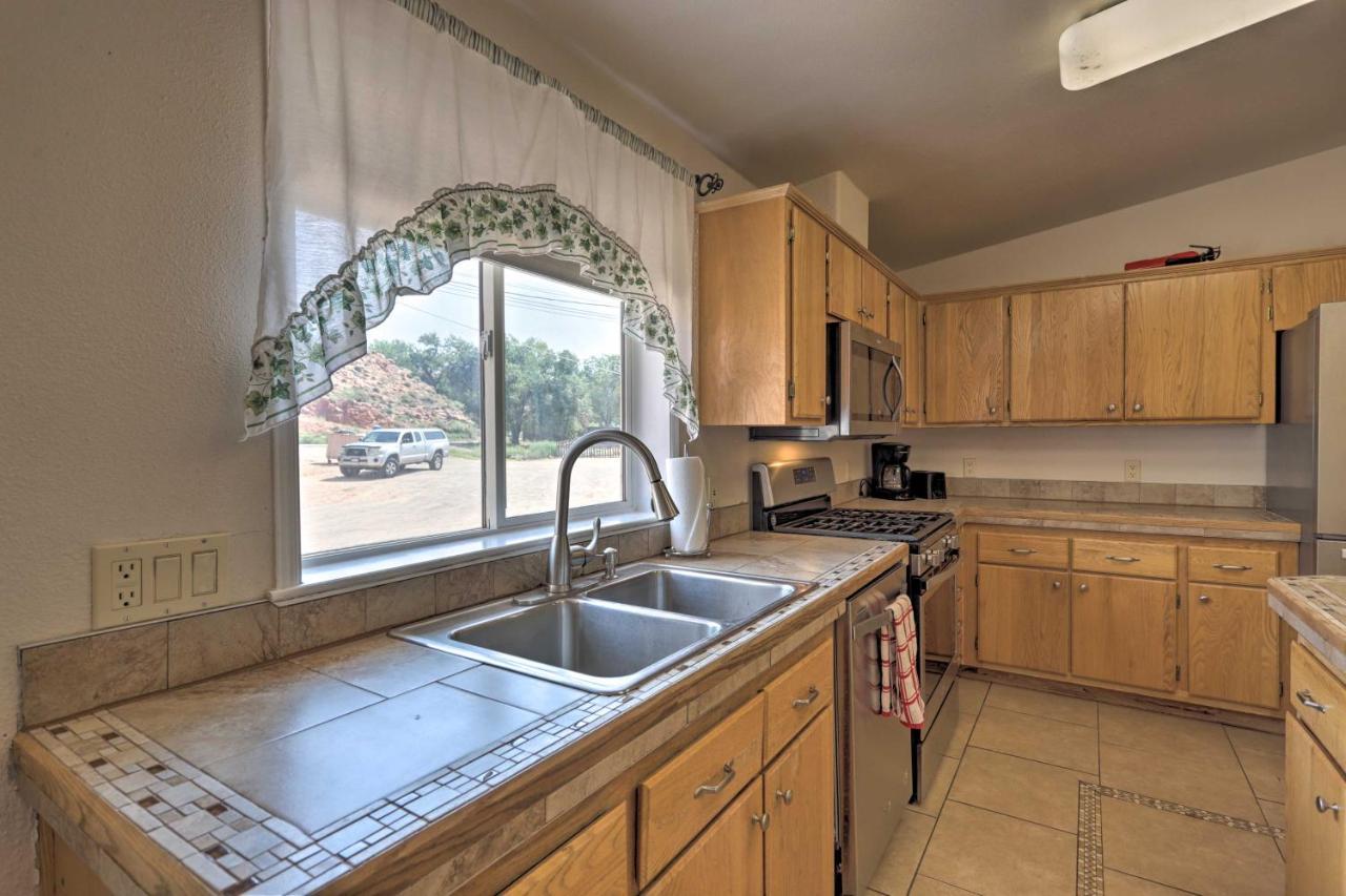 Red Rock Rambler Moab Home With Hot Tub And Views! Exterior foto